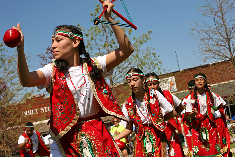 Danza Azteca performance in Carrollton